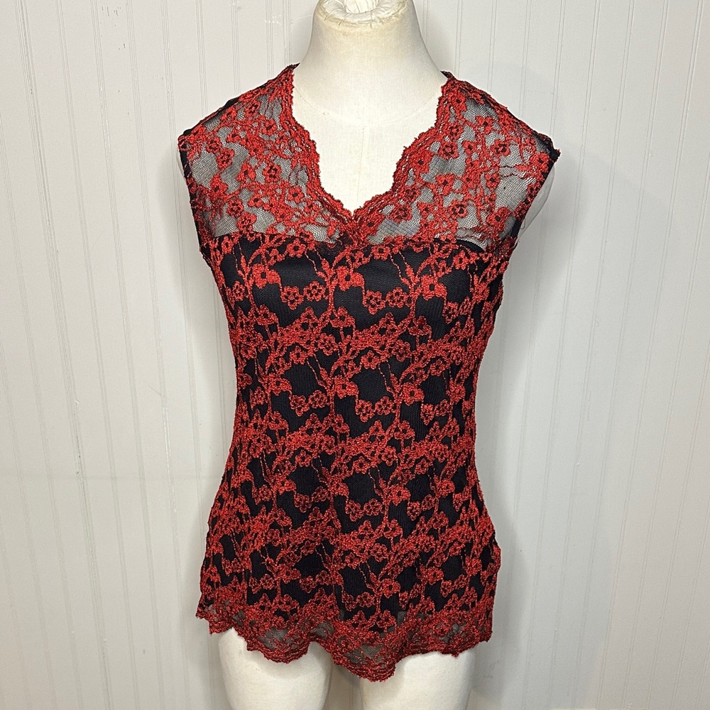 Y2K Jennie & Marlis Cap Sleeve Black and Red Top with Red Lace Overlay size M